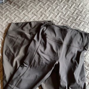 Leggings-size M- spandex